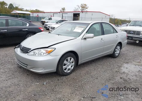 2004 Toyota Camry Le из США, поврежденный, VIN 4T1BE32KX4U915264